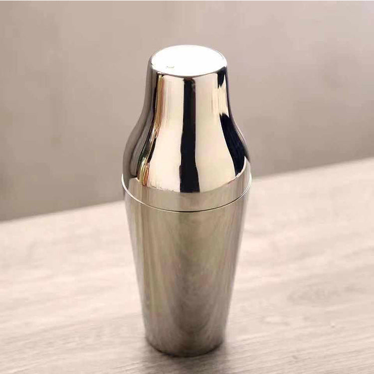 Parisian Shakers - Golden Age Bartending